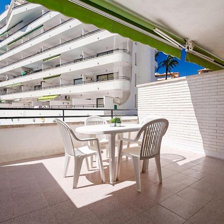 Uhc Montecarlo Apartments Salou Exterior foto