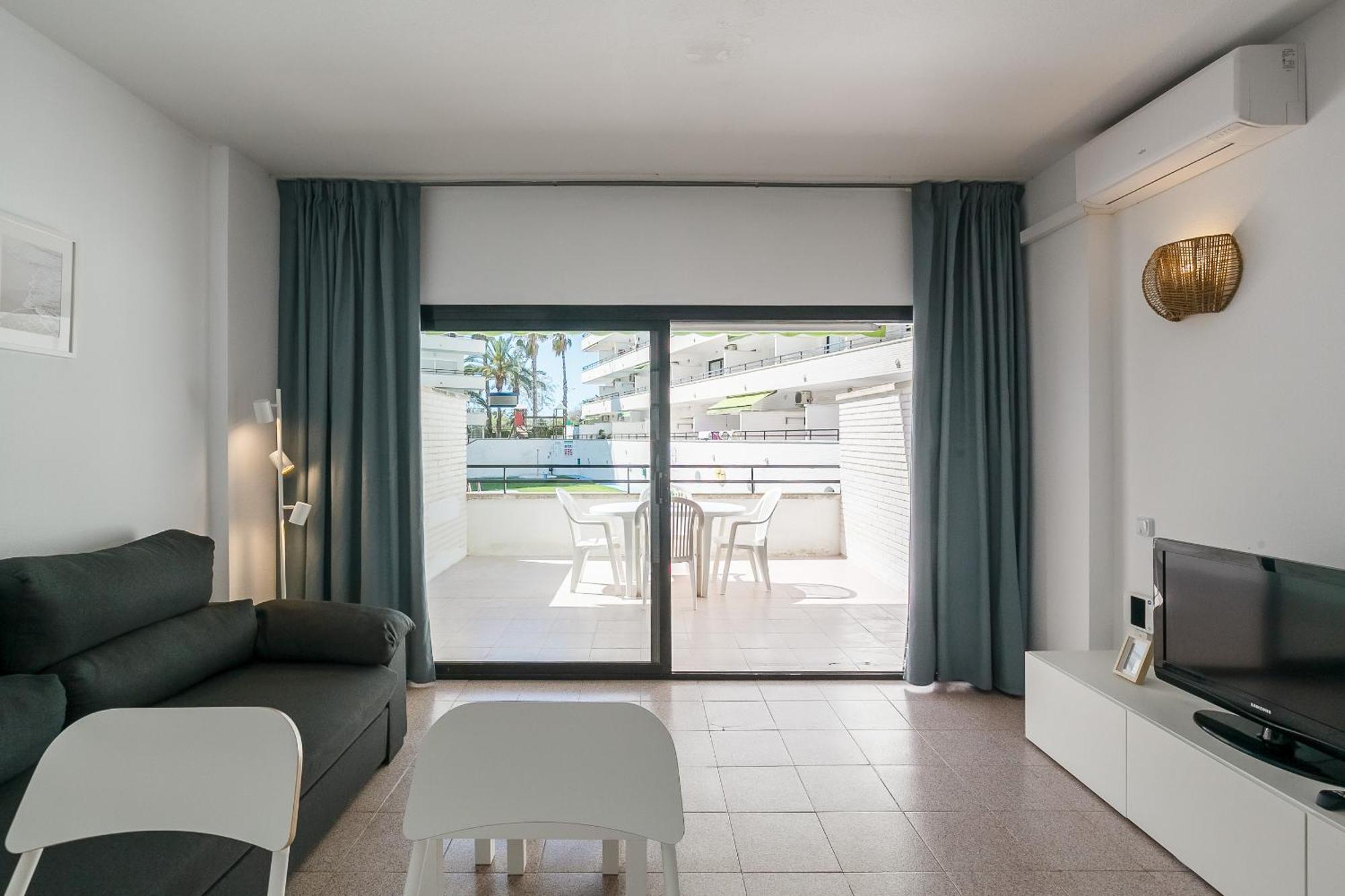 Uhc Montecarlo Apartments Salou Exterior foto